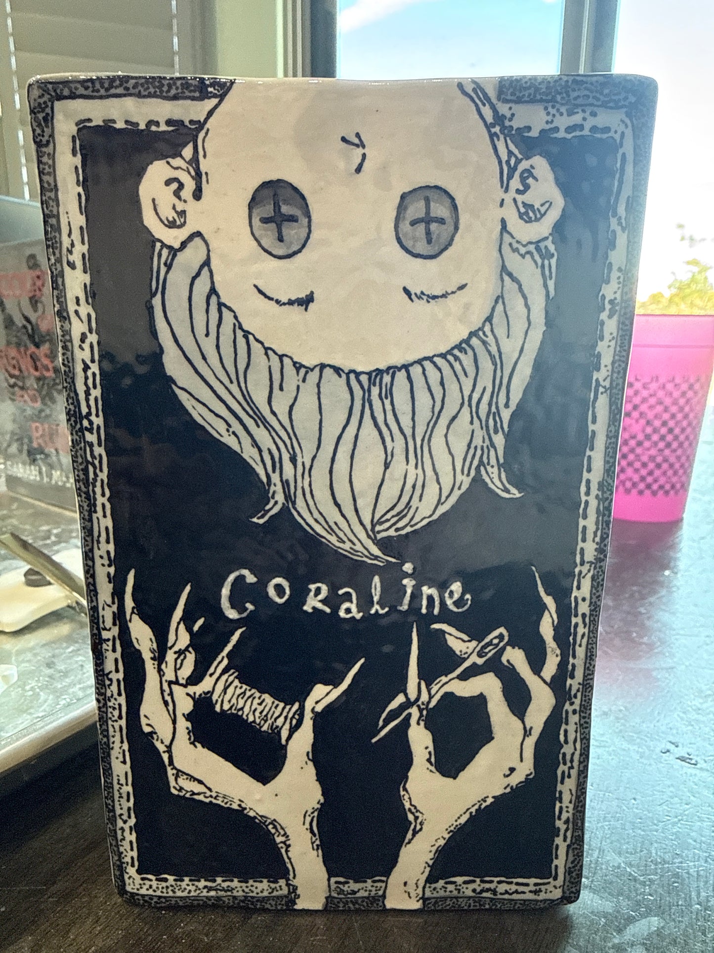 Coraline Medium Bookvase