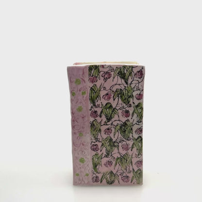 Pink flower bookvase